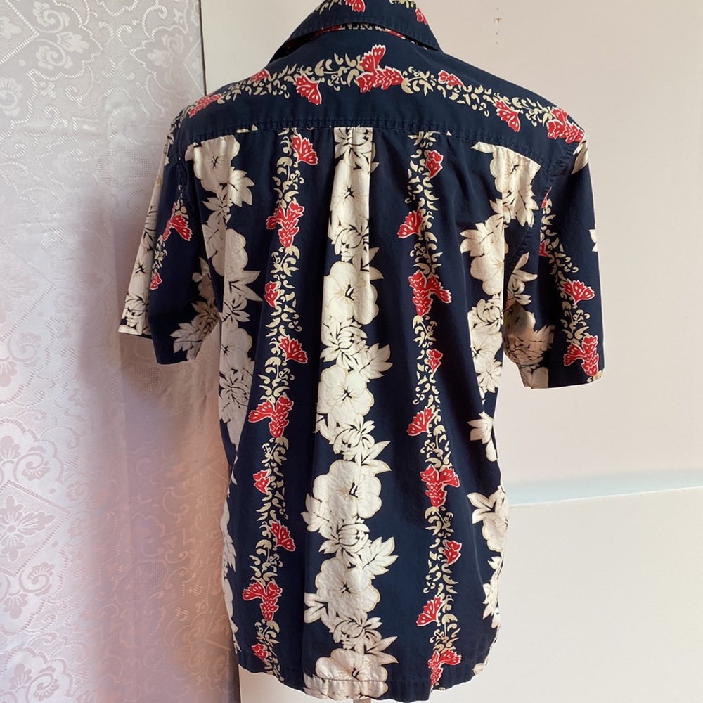 Old navy man’s Hawaiian short sleeved shirt - Picture 2 of 2